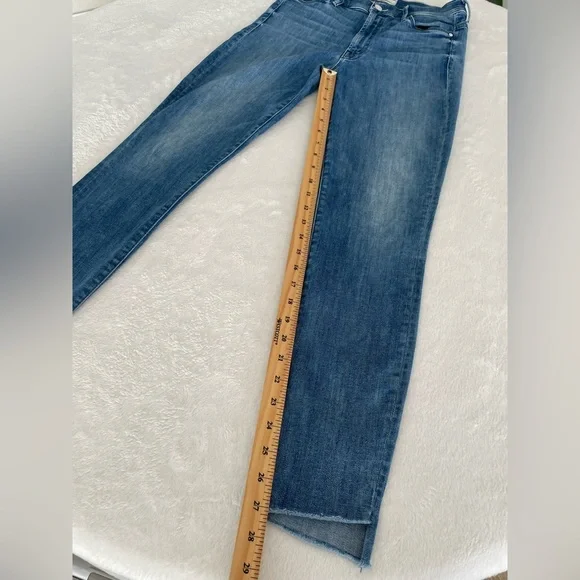 Mother Size 27 Stunner Zip Ankle Step Fray in Good Girls Do Skinny Jeans in GUC - Picture 15 of 17